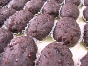 豊川市の和菓子屋こざかいとらやのおはぎ｜年3回のみの限定販売