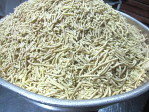 美味しい栗きんとんなら豊川市こざかいとらや 手作りで仕上げた期間限定和菓子