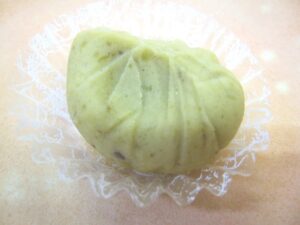 豊川市こざかいとらやの期間限定、大人気 栗きんとん