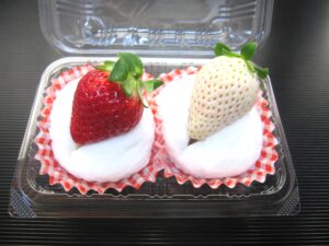 ふわとろ羽二重いちご大福「恋のかほり」白い苺「雪姫」 希少な苺です｜fuwatorohabutaeichigodaifuku-koinokahori-yukihime