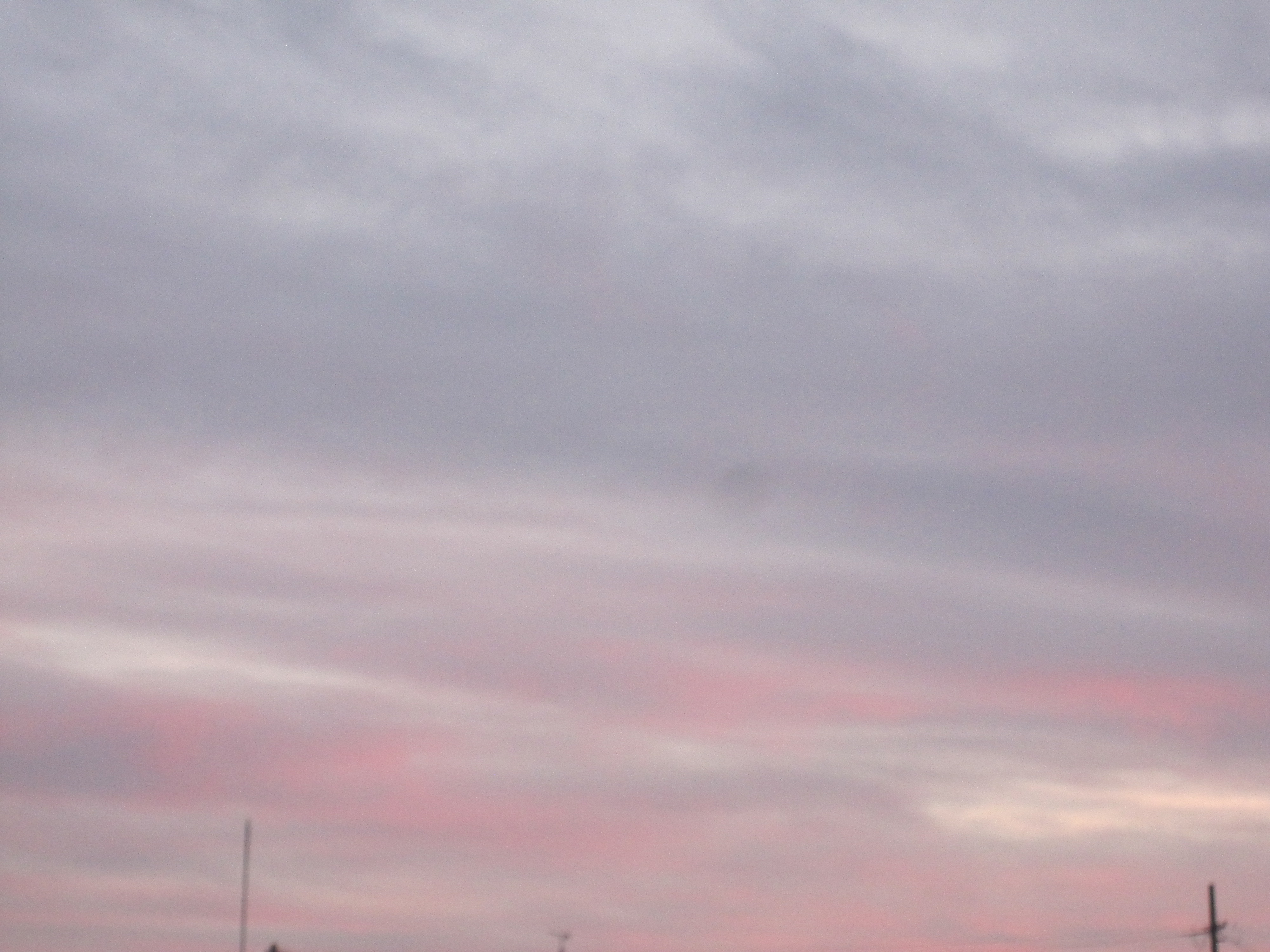 こざかいとらや豊川市のピンクの夕方空