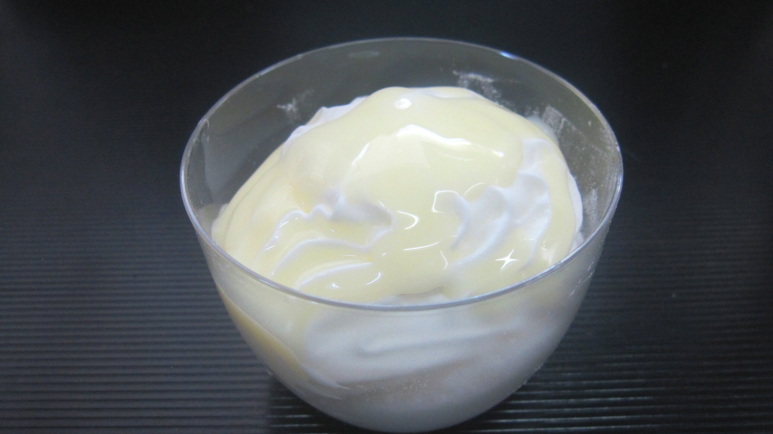 Aichi Toyokawa Kozakai Toraya Jun Nama Cream Fuwafuwa Habutae Mochi Rennyuu　
